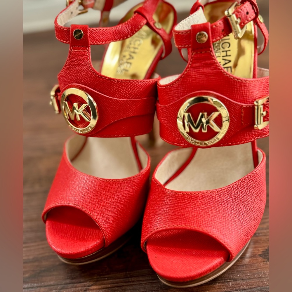 Michael Kors Mackenzie heel 7